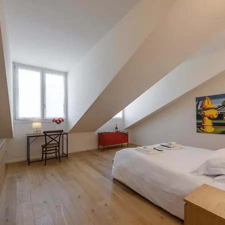 Novara, 6 - Attic With Style * Milão