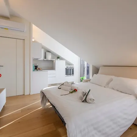 Apartmán Novara, 6 - Attic With Style